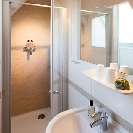 Reethuus Nord Modern Retreat